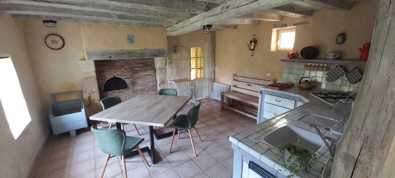 Gite Les Toisnieres Marigne-Laille Exterior foto